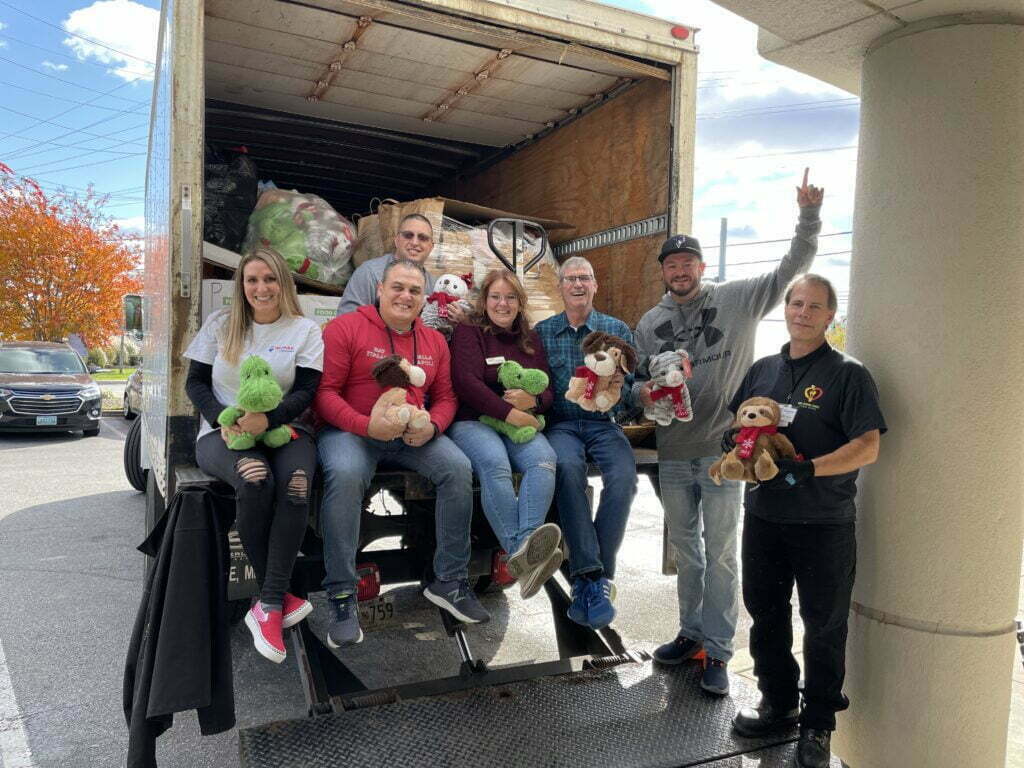 Remax Experience Realtors stuffed the truck with their food donations!